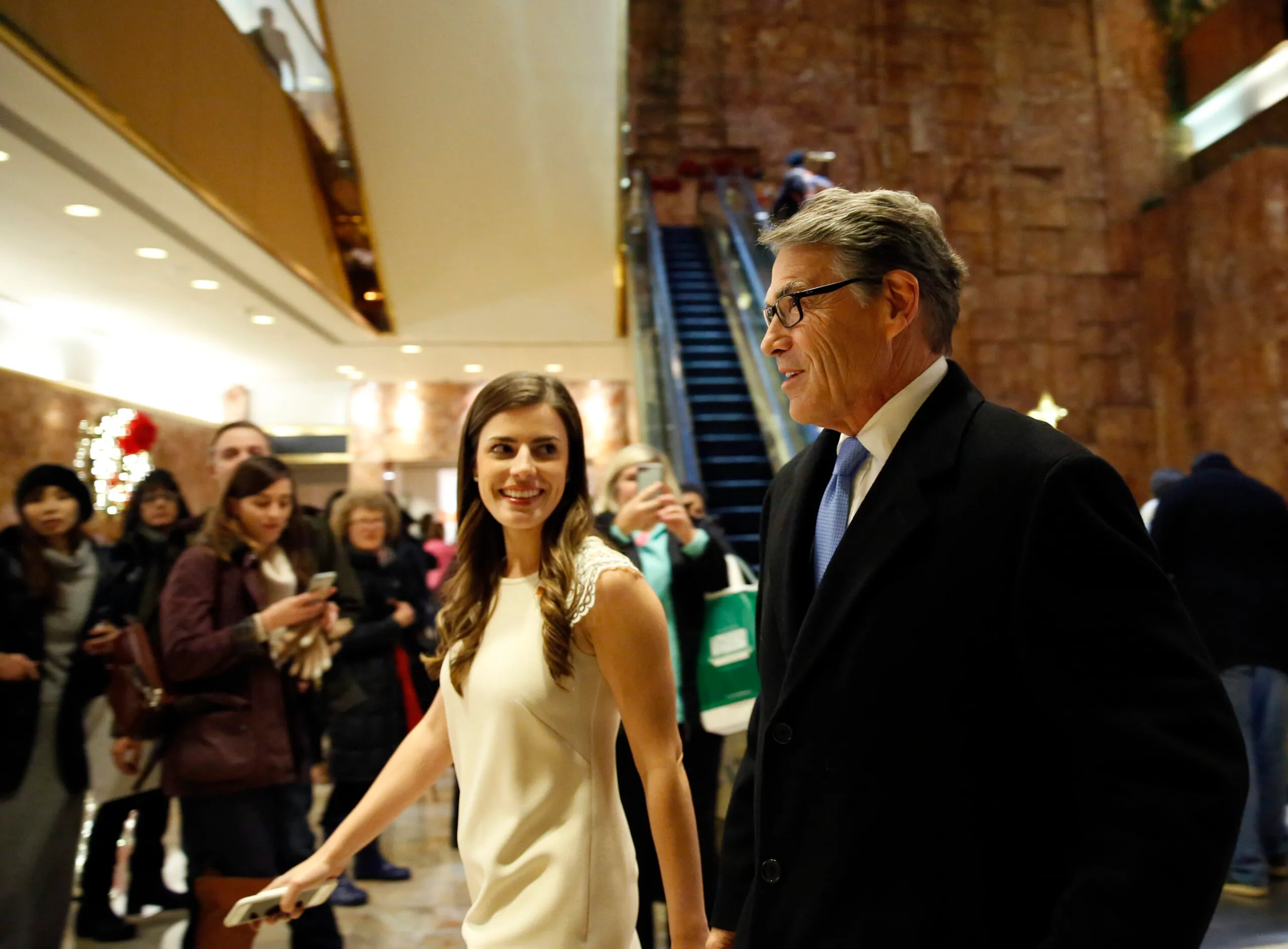 Trump’s ‘gatekeeper’ resigns abruptly