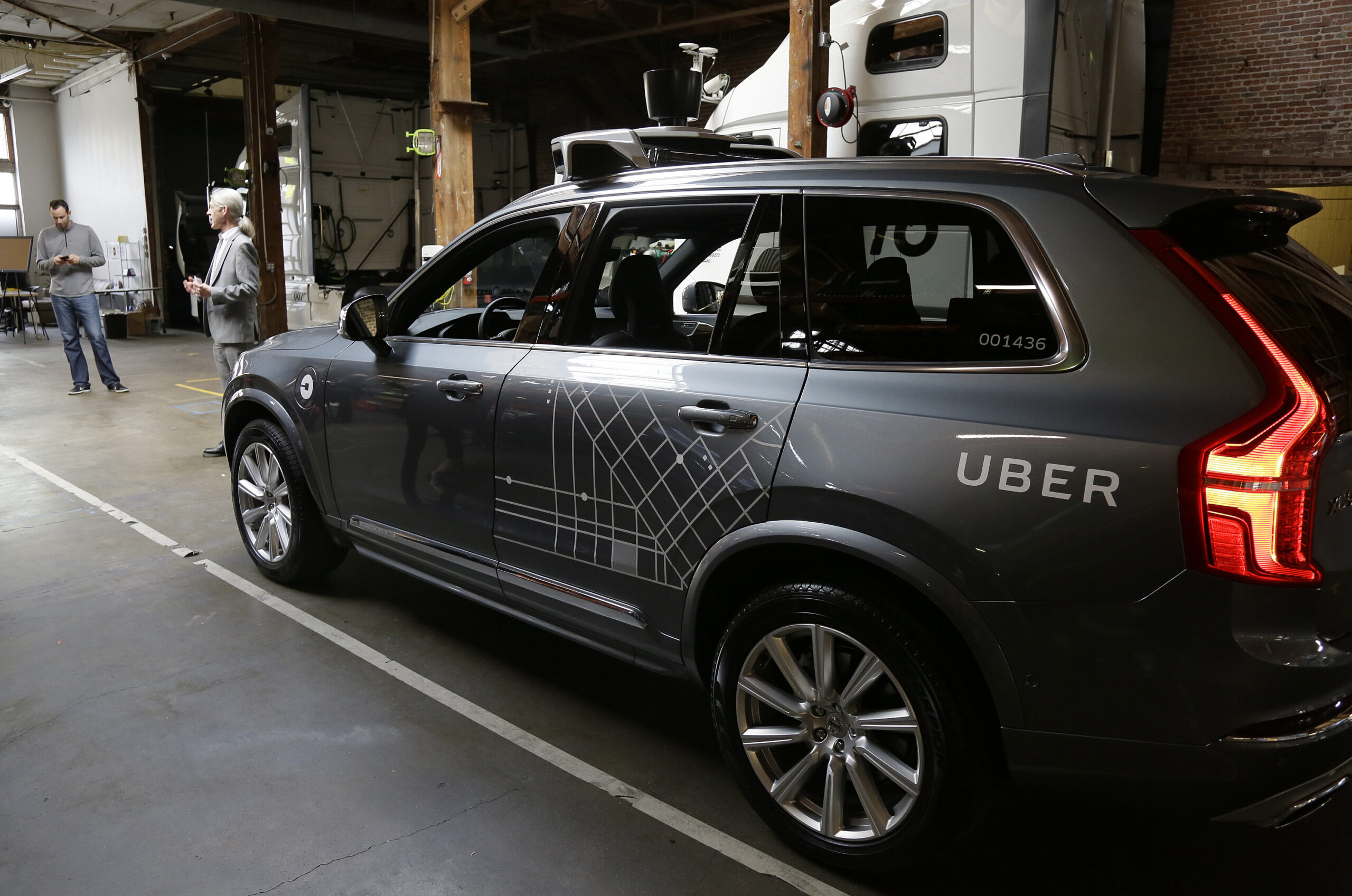 Uber must keep researching driverless cars