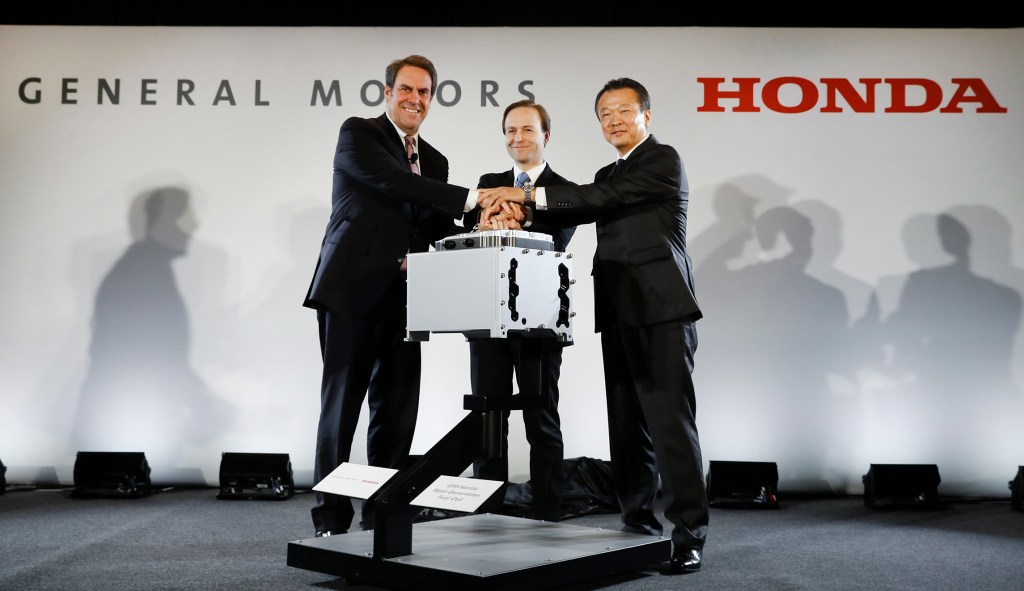 GM, Honda to partner to develop next-generation electric car battery