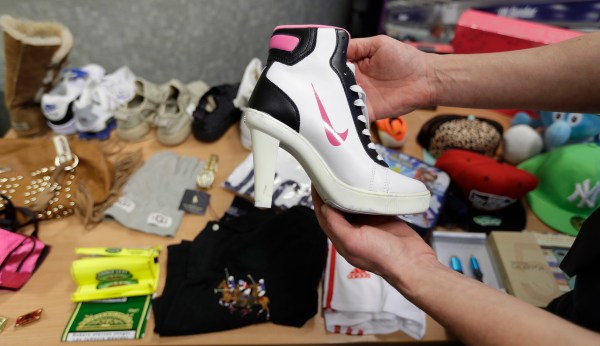 US customs officers intercept $1.7M in fake Nike sneakers from China
