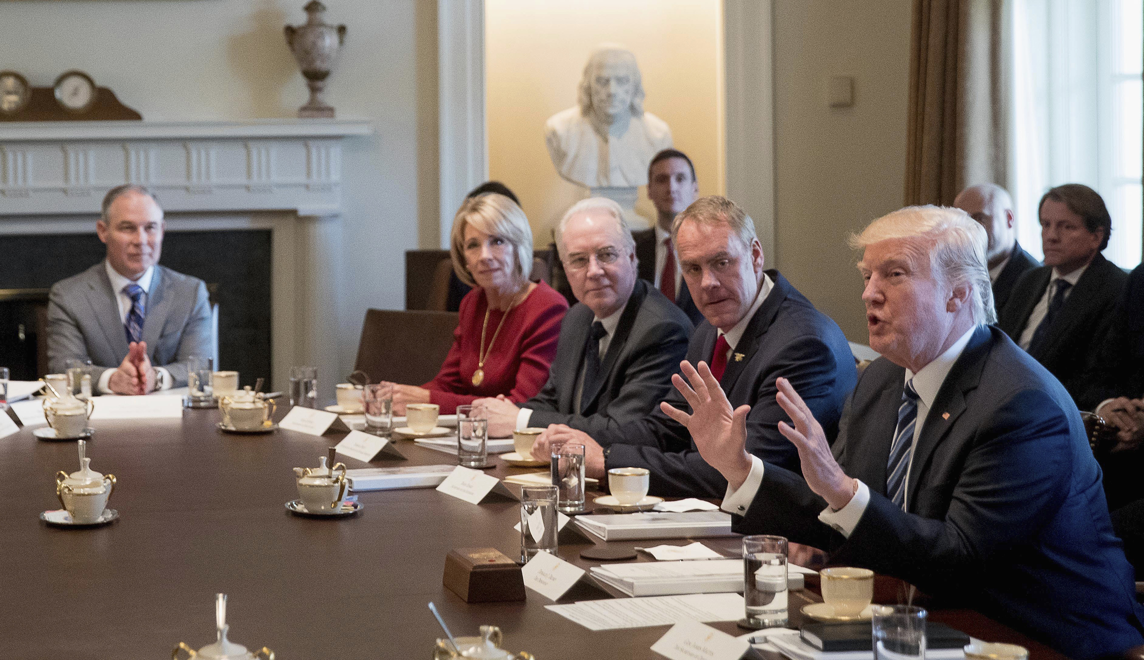 Republican lawmaker demands monthly reporting of Cabinet travel logs