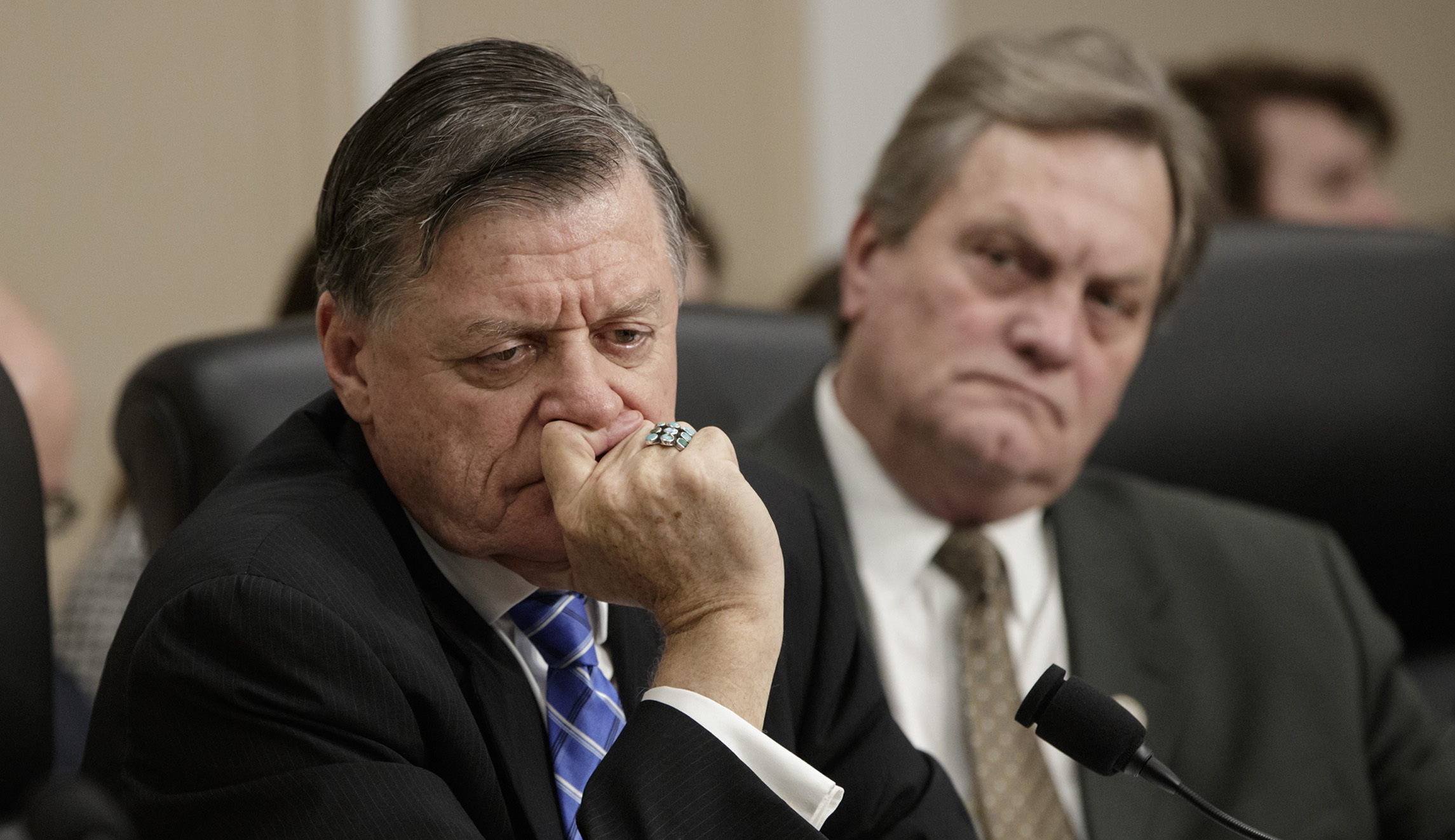 Trump’s plan to build the wall himself turns Congress on its head