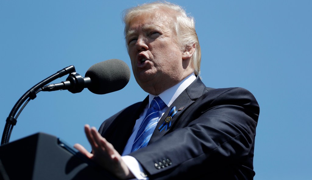 Trump can’t stop tweeting himself in the foot