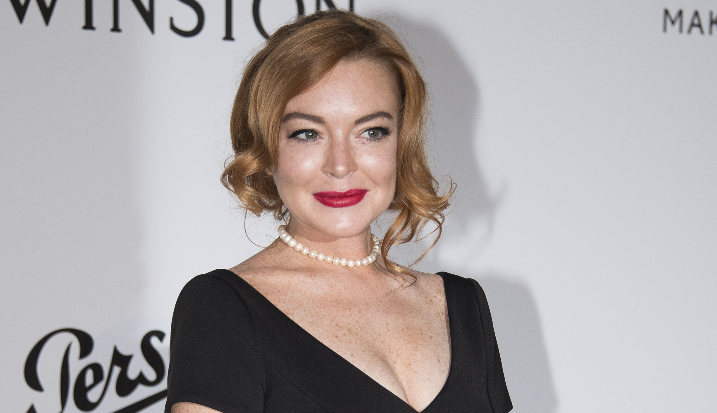 Lindsay Lohan pitches legal help to Trump