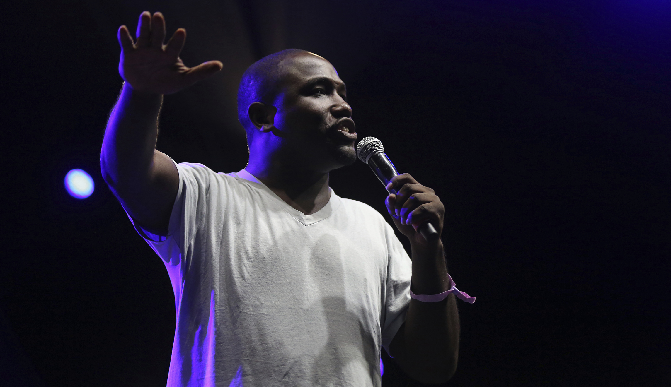 A comedian balked at censorship on Loyola’s campus; they cut his mic