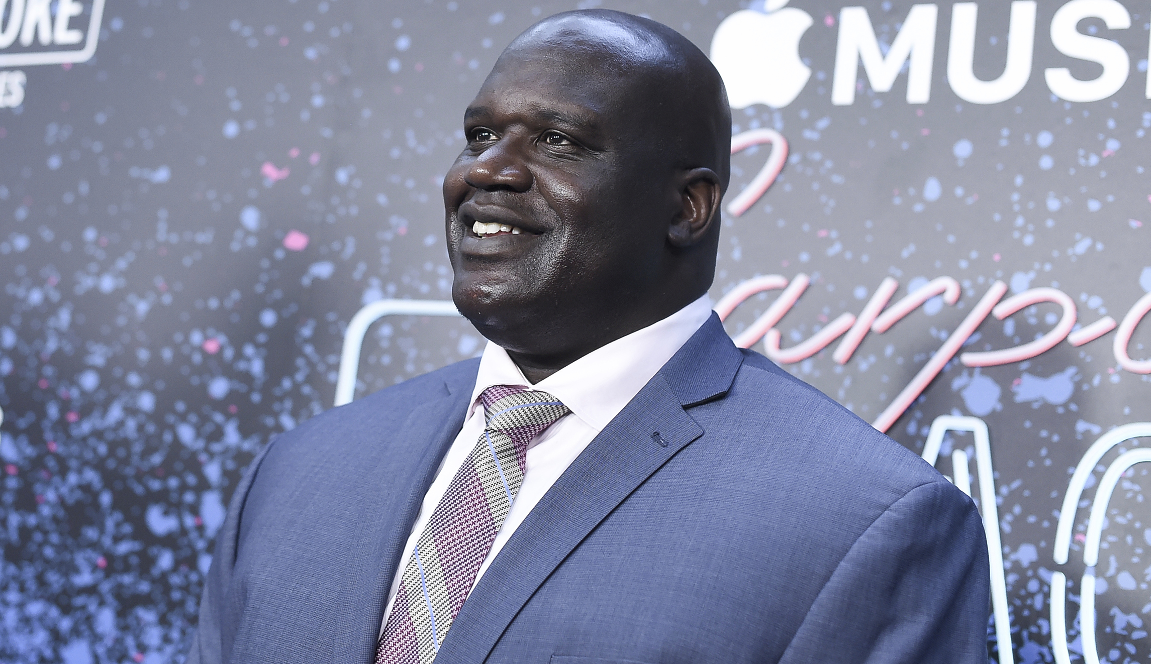 Shaq wants more police officers in schools after Parkland shooting