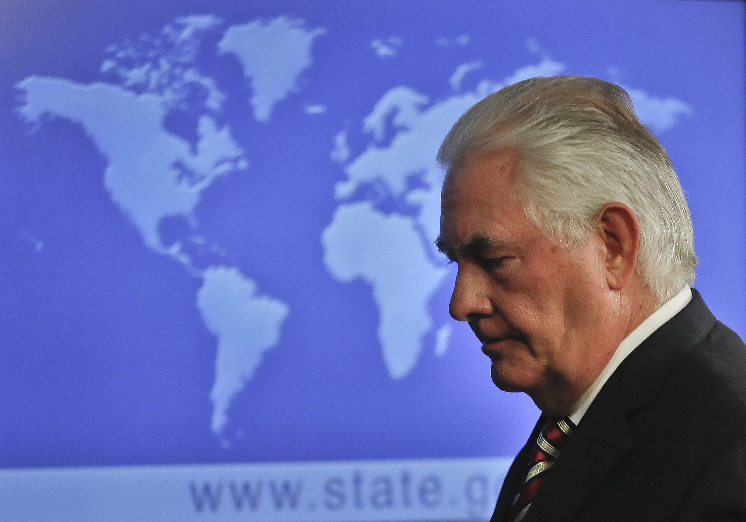 Rex Tillerson got the scoop on his impending ouster while on the toilet: Report