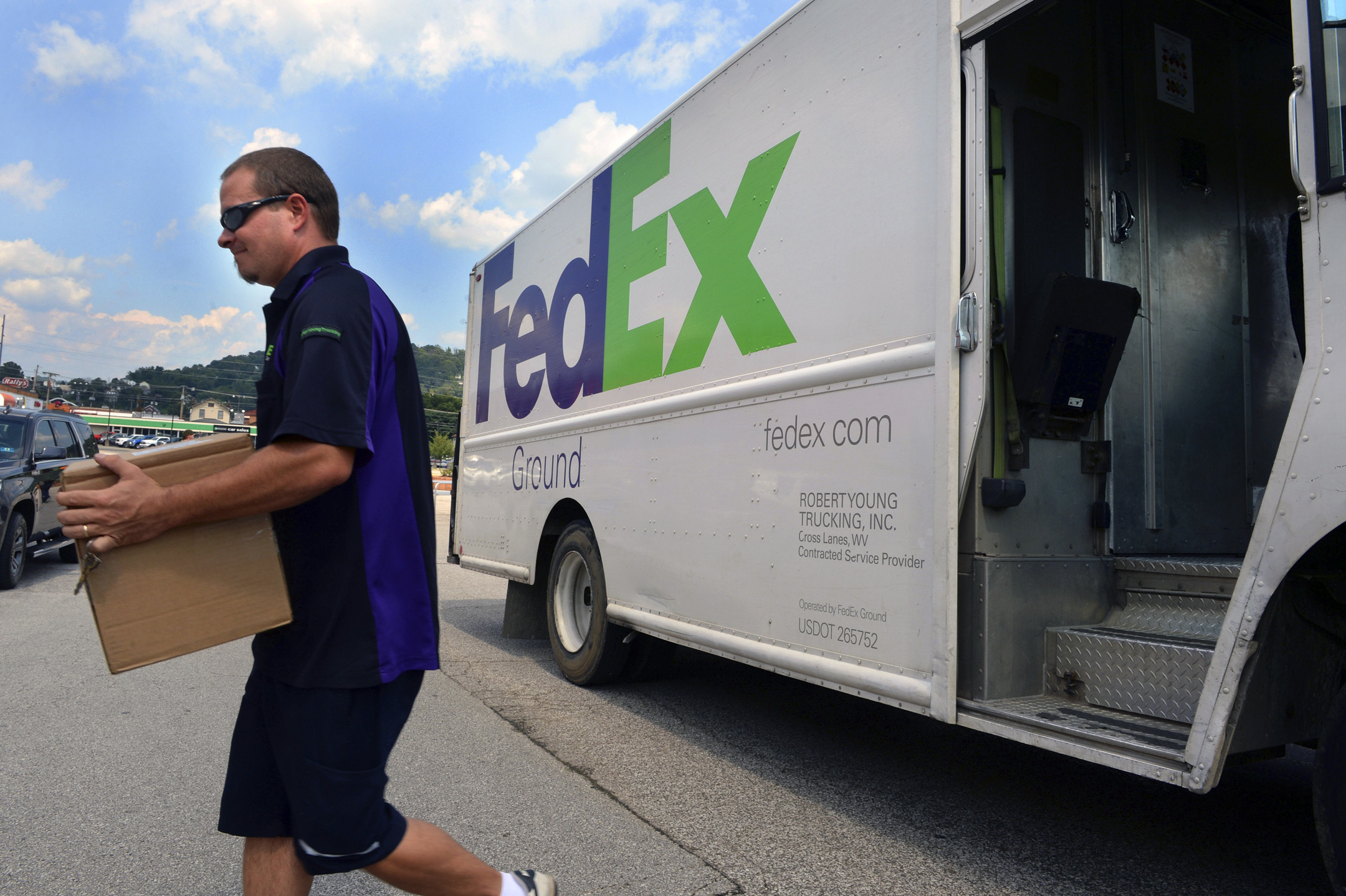Younger truck drivers could be key to driving down shipping rates