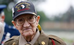 WWII ‘Screaming Eagle’ veteran who received France’s highest honor dies at 96