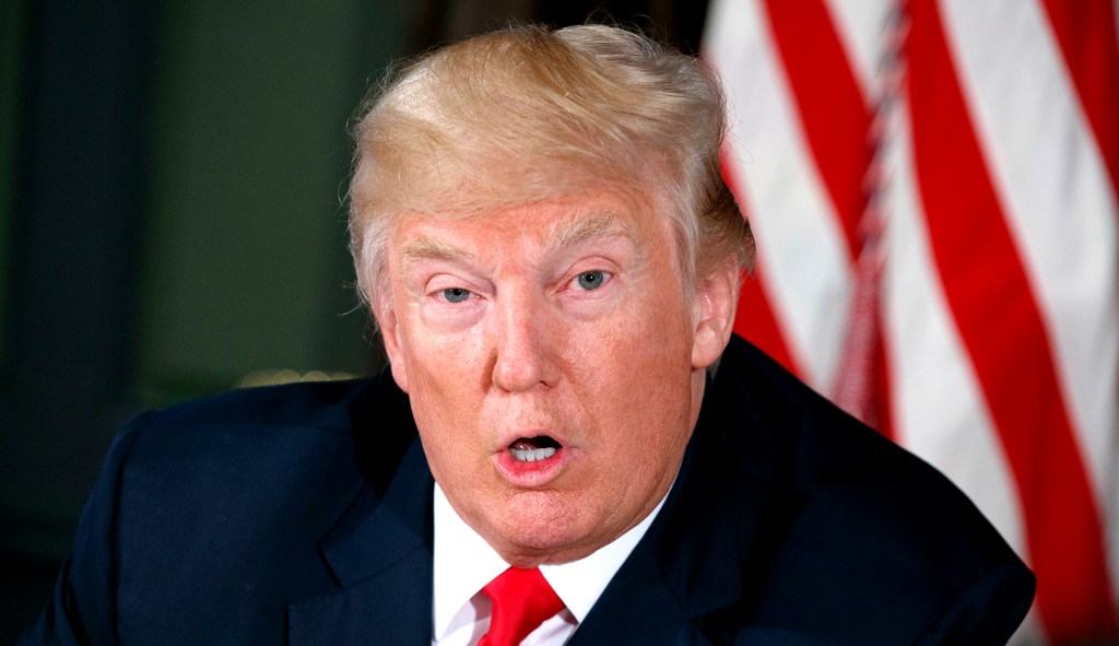 Trump warns North Korea: 300 additional sanctions if talks fail