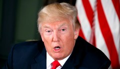 Trump warns North Korea: 300 additional sanctions if talks fail