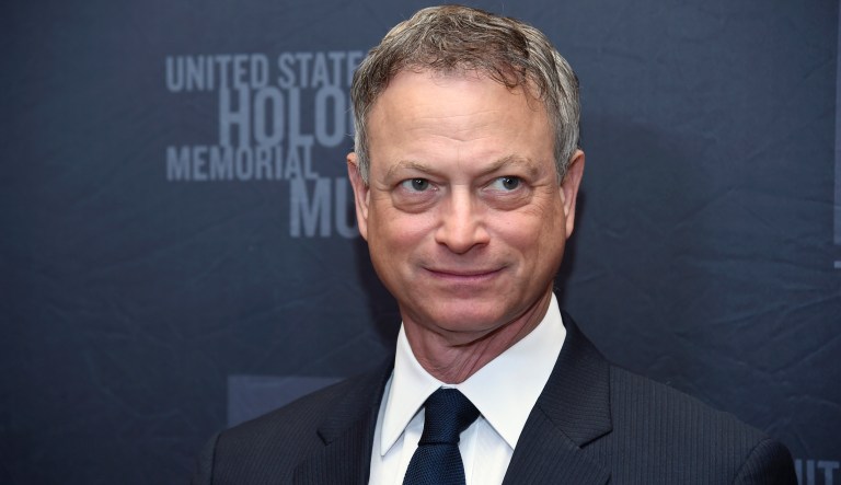 Actor Gary Sinise recognized with Congressional Medal of Honor Society’s Patriot Award for supporting veterans