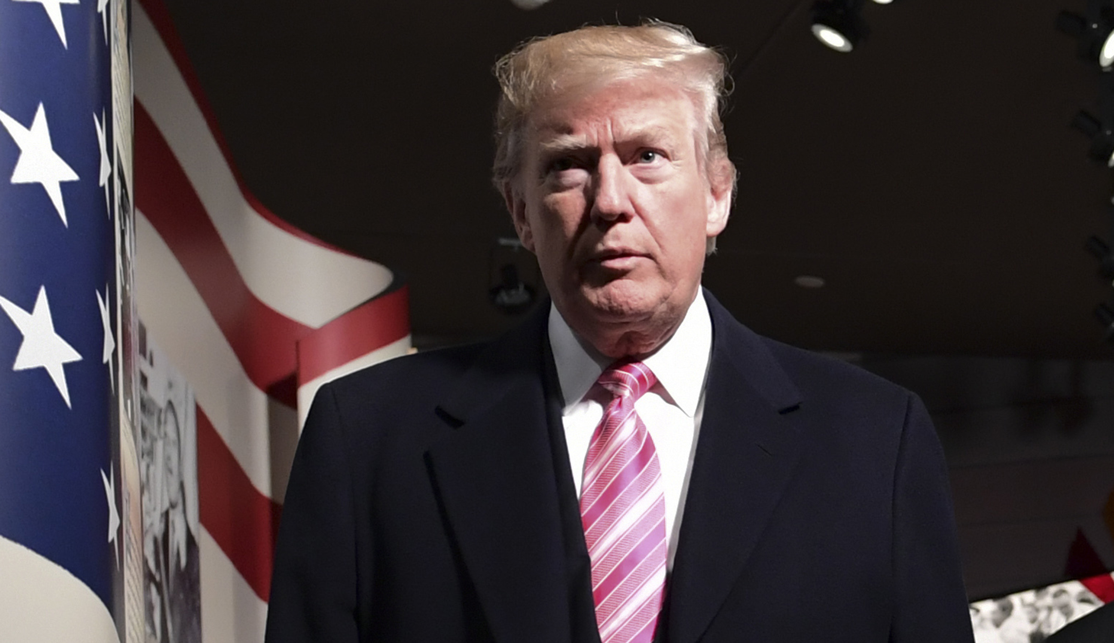 Trump cancels Mississippi rally as Hurricane Florence approaches the Carolinas