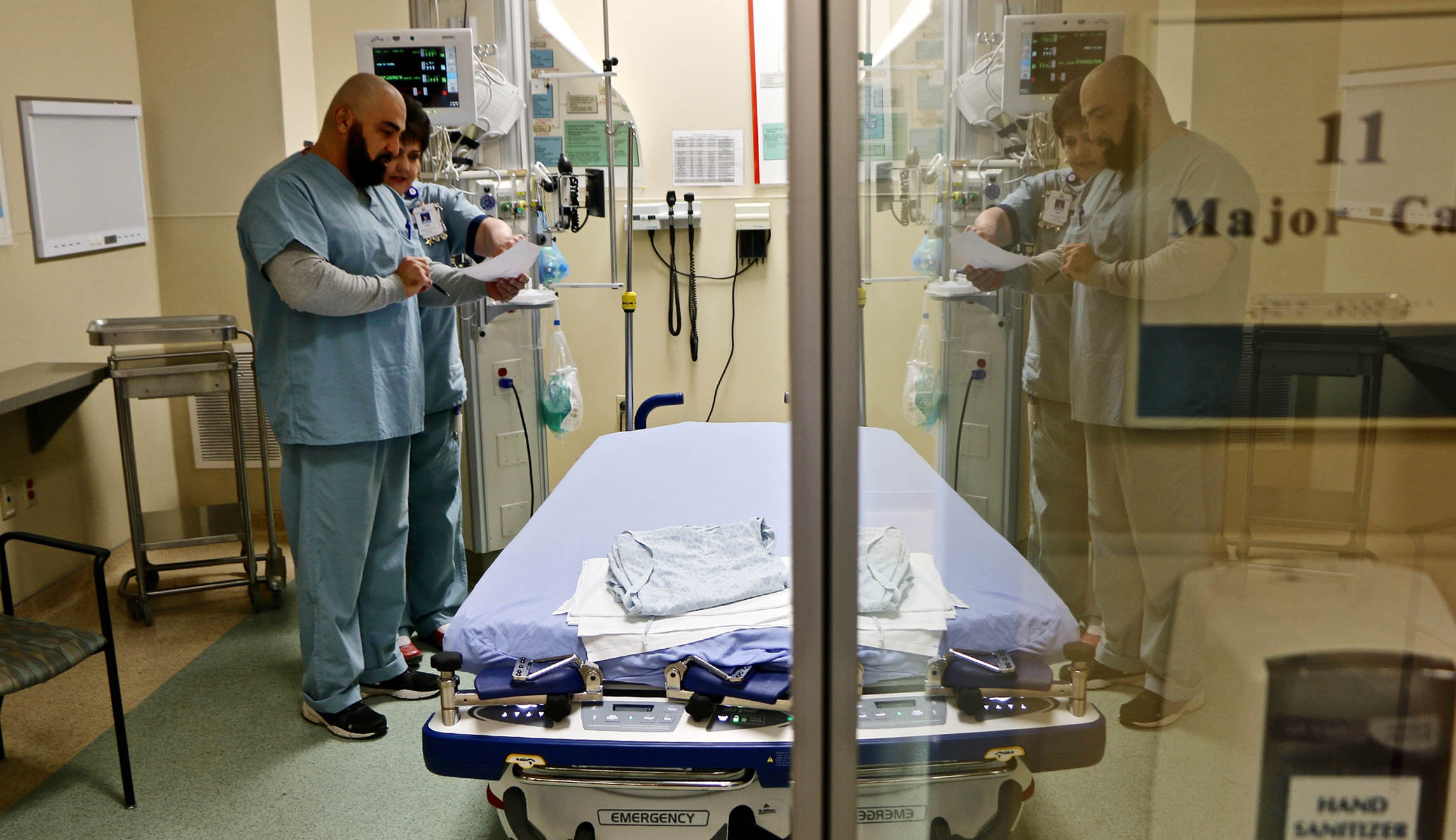 Hospitals warn Medicare public option would be an $800 billion hit to industry