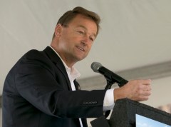 Dean Heller pledges to repeal Obamacare if GOP wins more Senate seats
