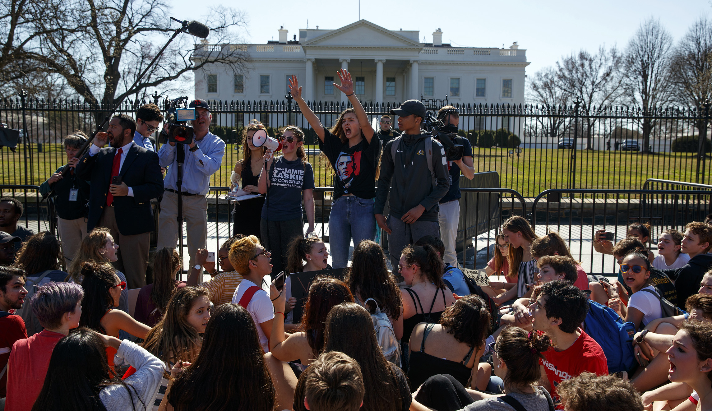 Support for tighter gun controls just hit an all-time high among Republican voters in new poll