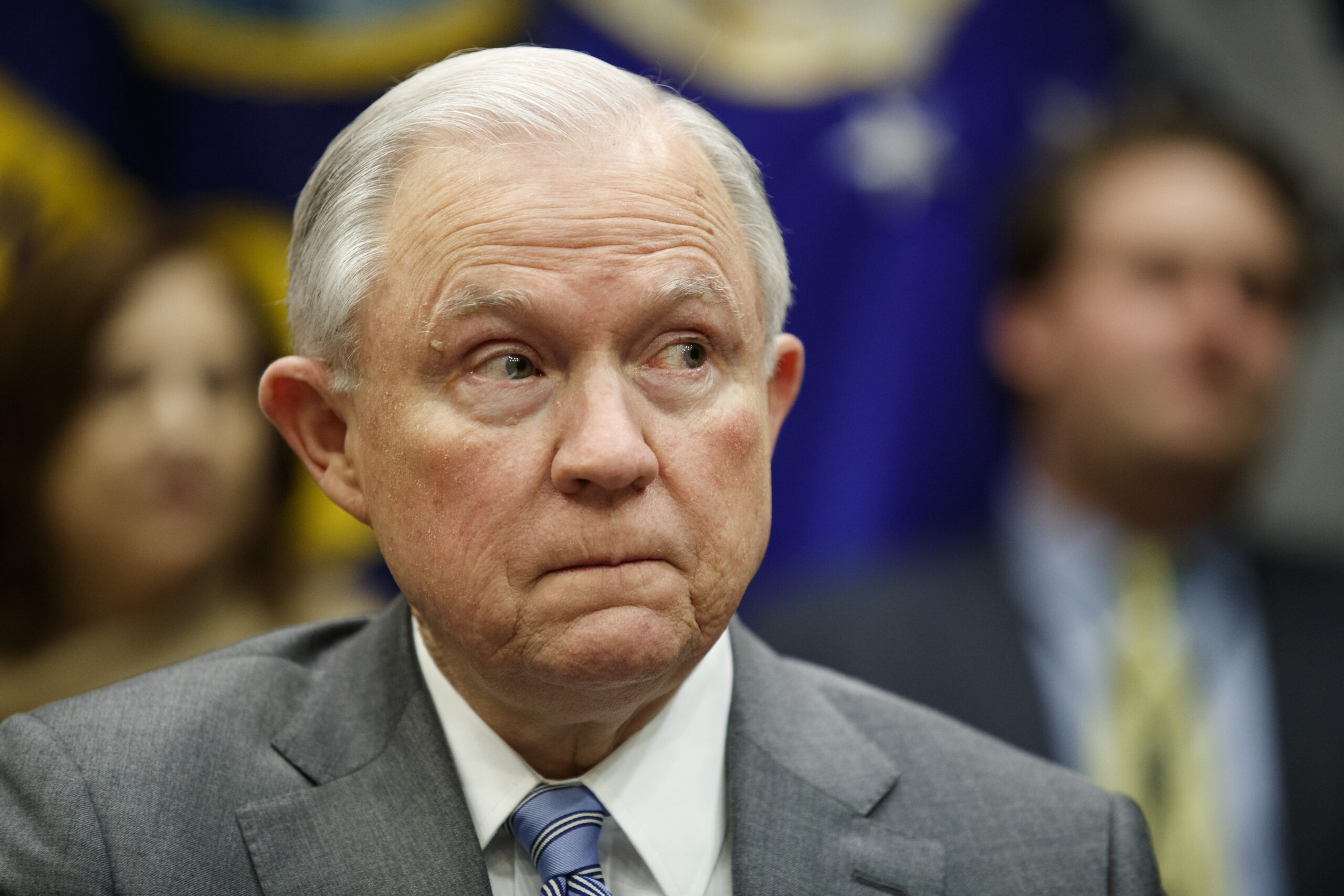 FBI agent charged with leaking covert documents to reporter, news outlet