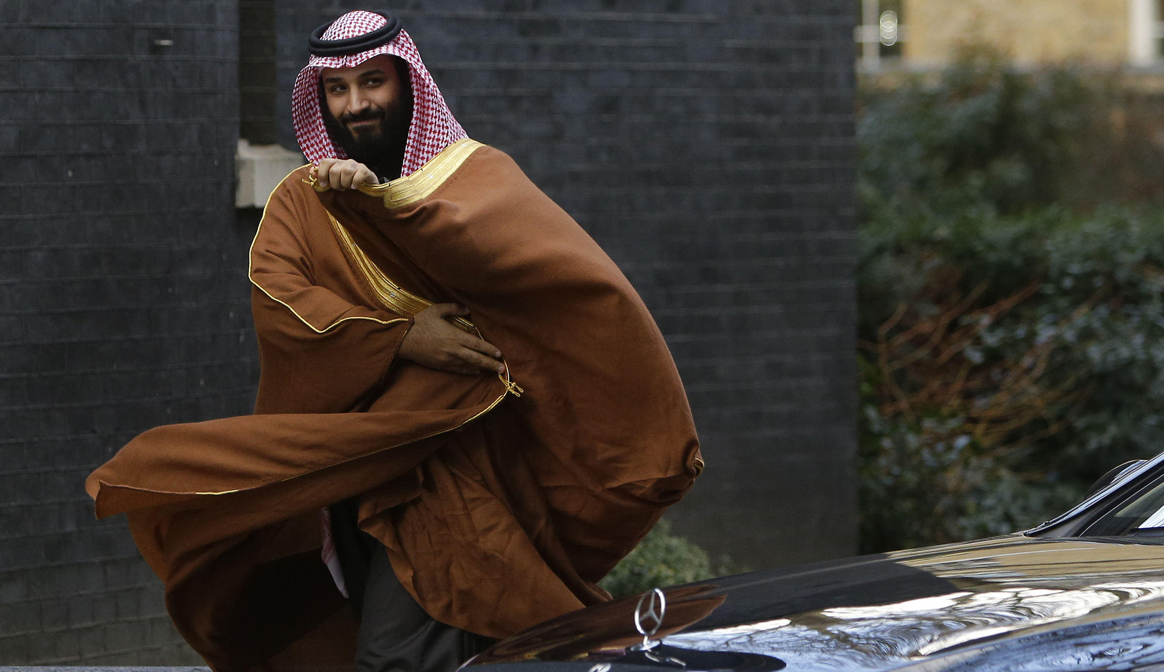 Saudi crown prince: If Iran gets a nuclear bomb, Saudi Arabia must get one too