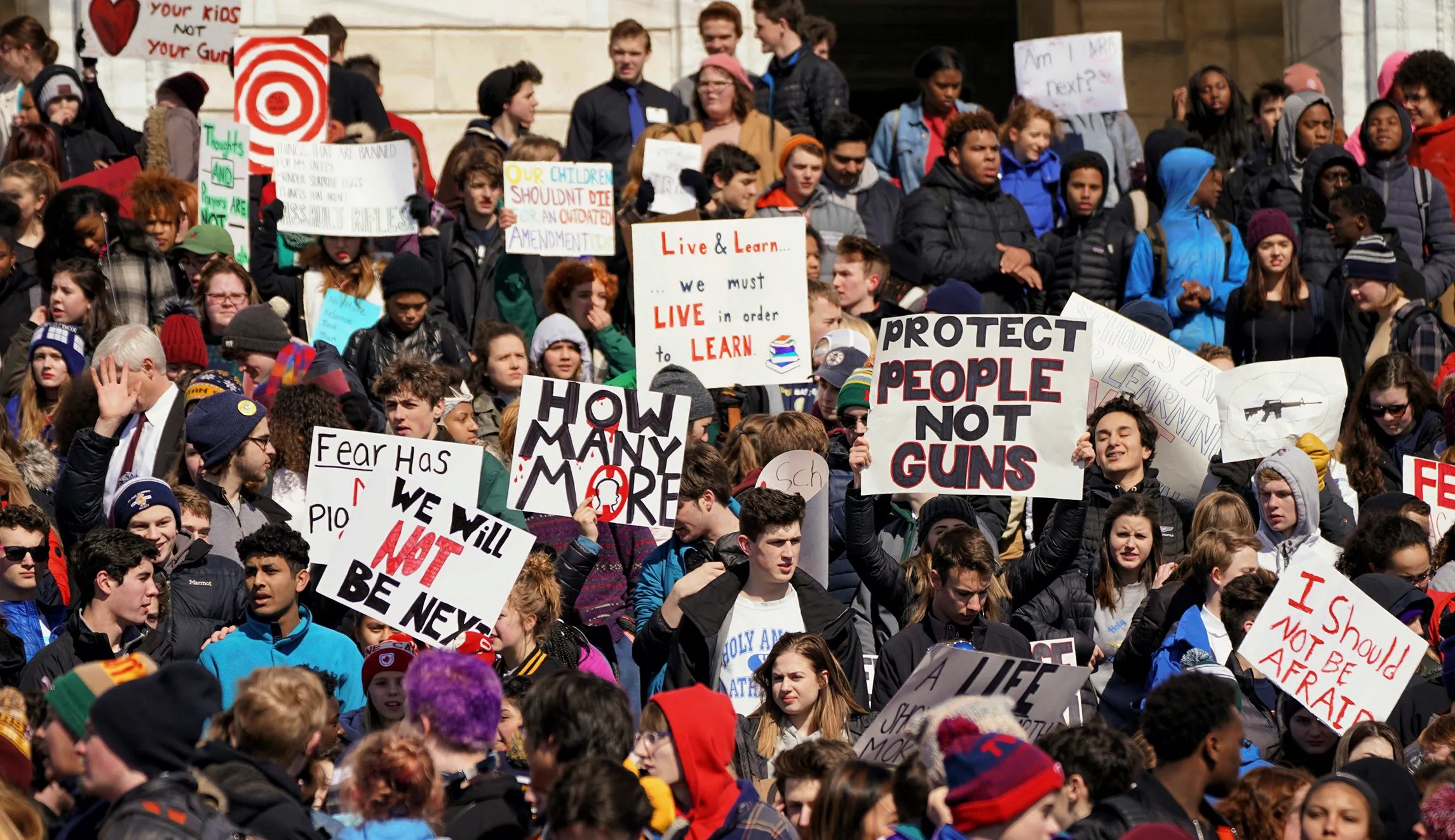 Student guns protest in Minnesota