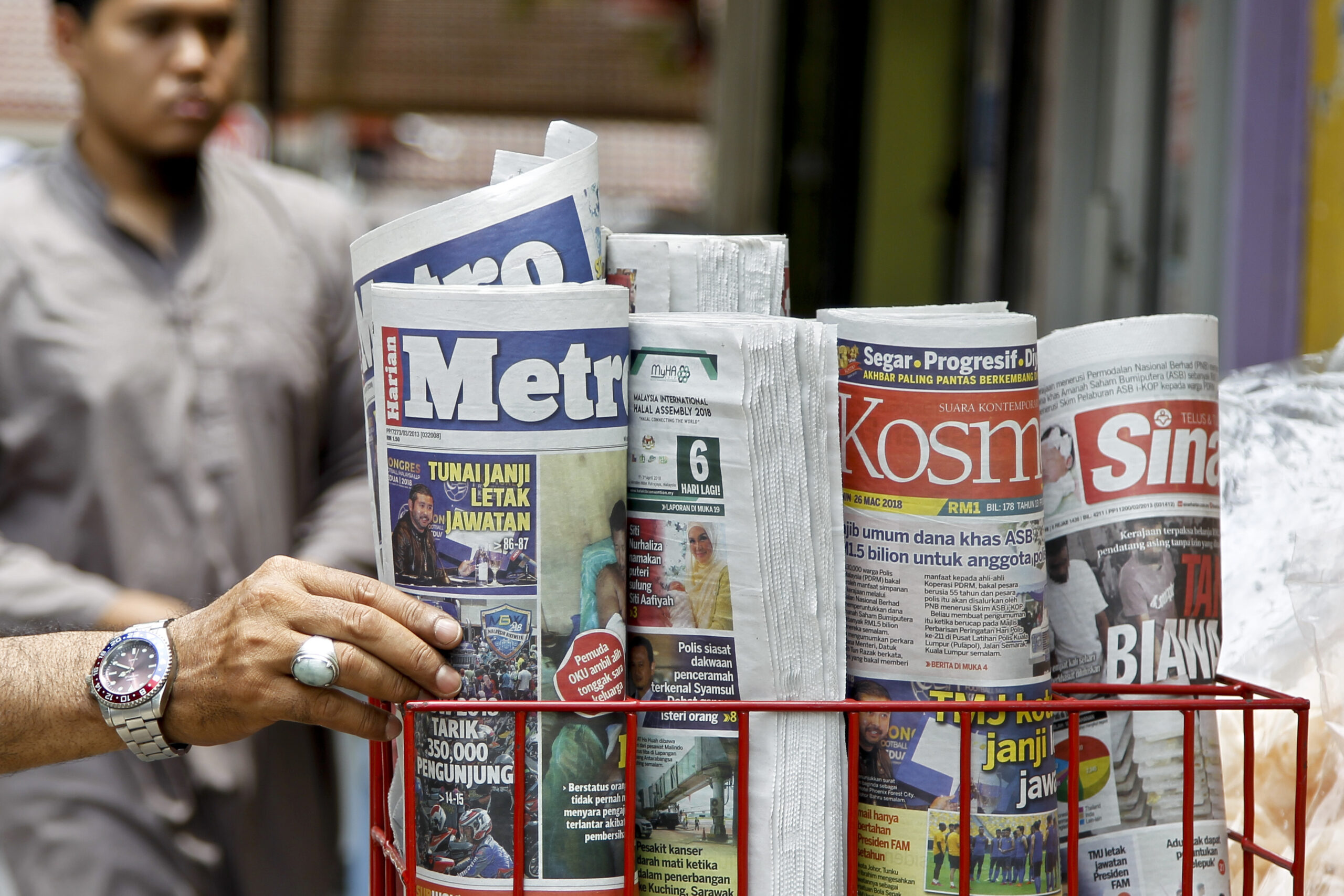 Malaysian law could punish ‘fake news’ publishers with 10 years in prison