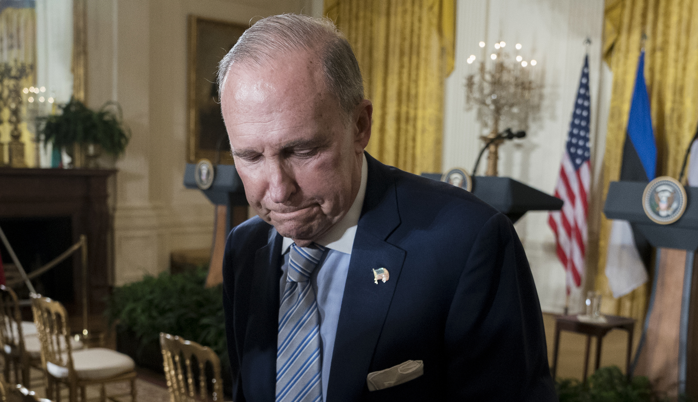 Larry Kudlow suffered heart attack, Trump reveals right before North Korea summit