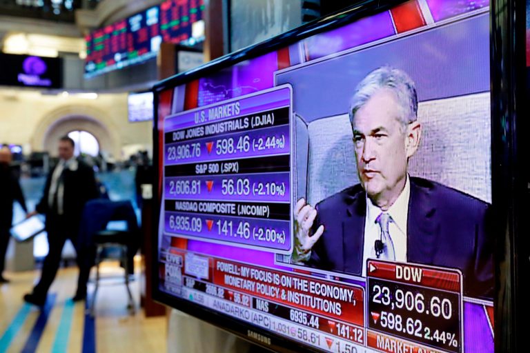 Fed avoids clashing with Trump on tax cuts, despite inherent conflict