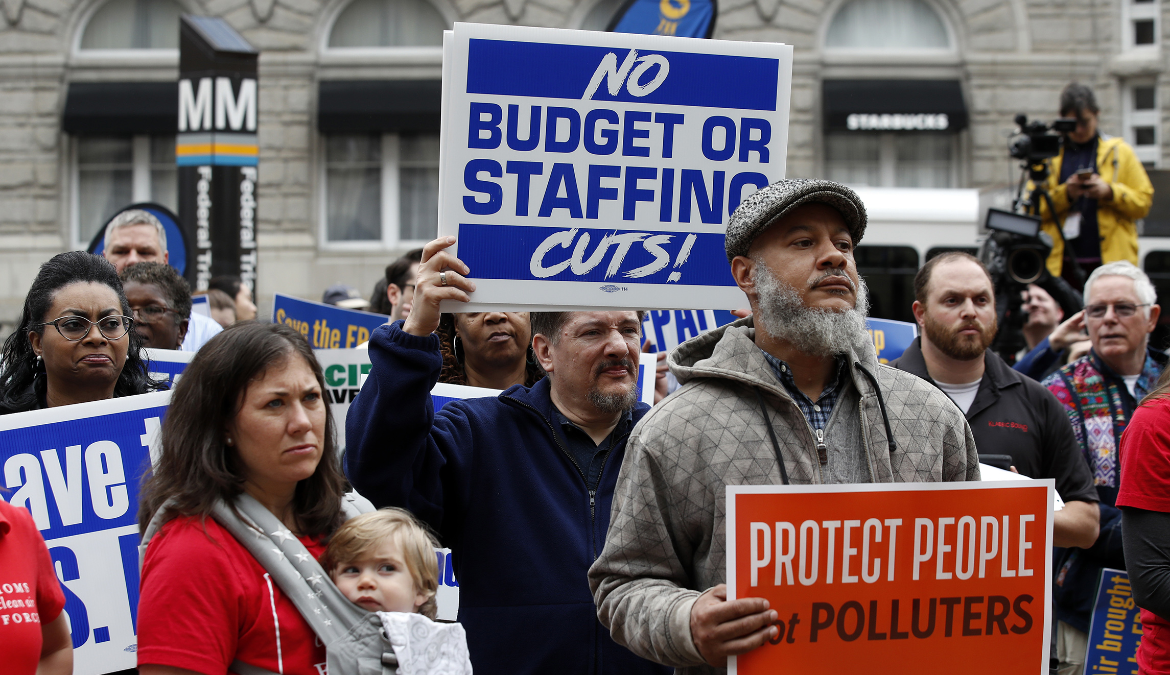 Union fires back at White House over report on time feds spend on labor issues