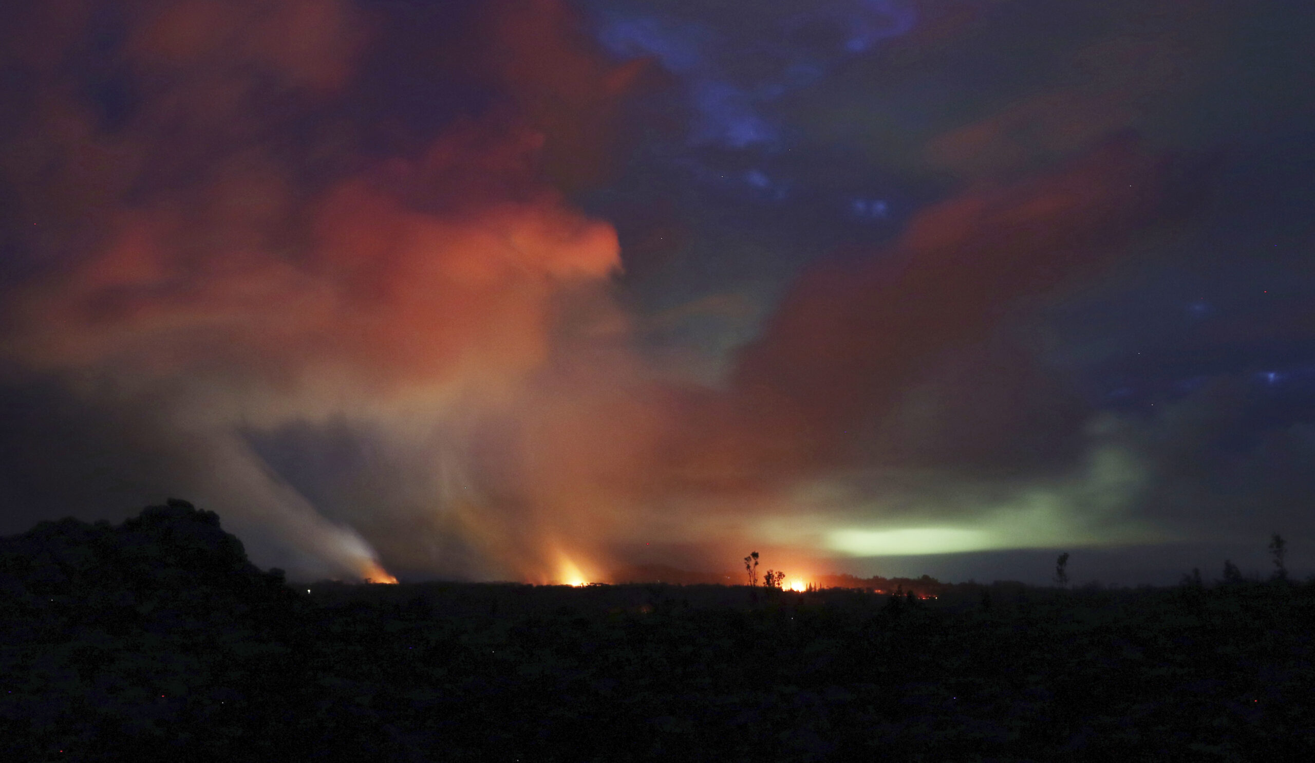 Senate votes to set up volcano early warning system as Hawaii smolders