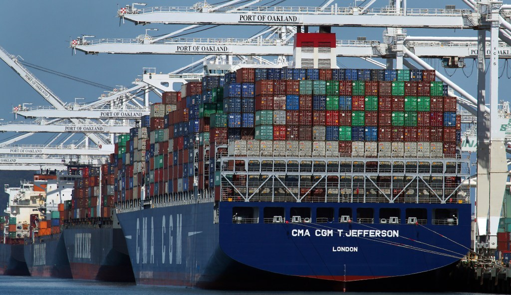 Economy grew at 3.2% in first quarter, beating expectations
