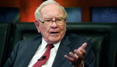 Warren Buffett donates $4 billion more and leaves Gates Foundation