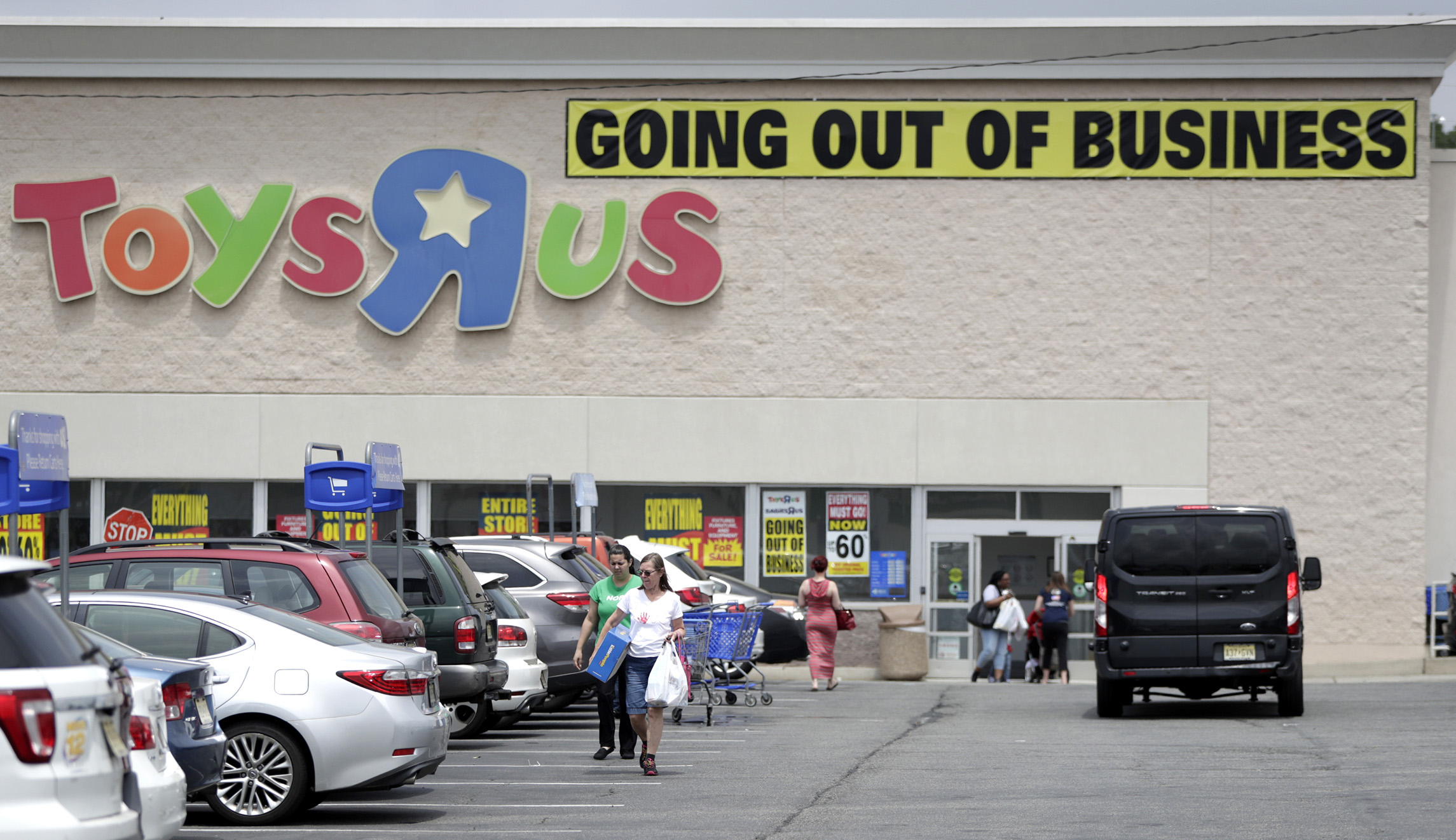 Bernie Sanders asks if private equity owners ‘deliberately’ killed Toys ‘R’ Us