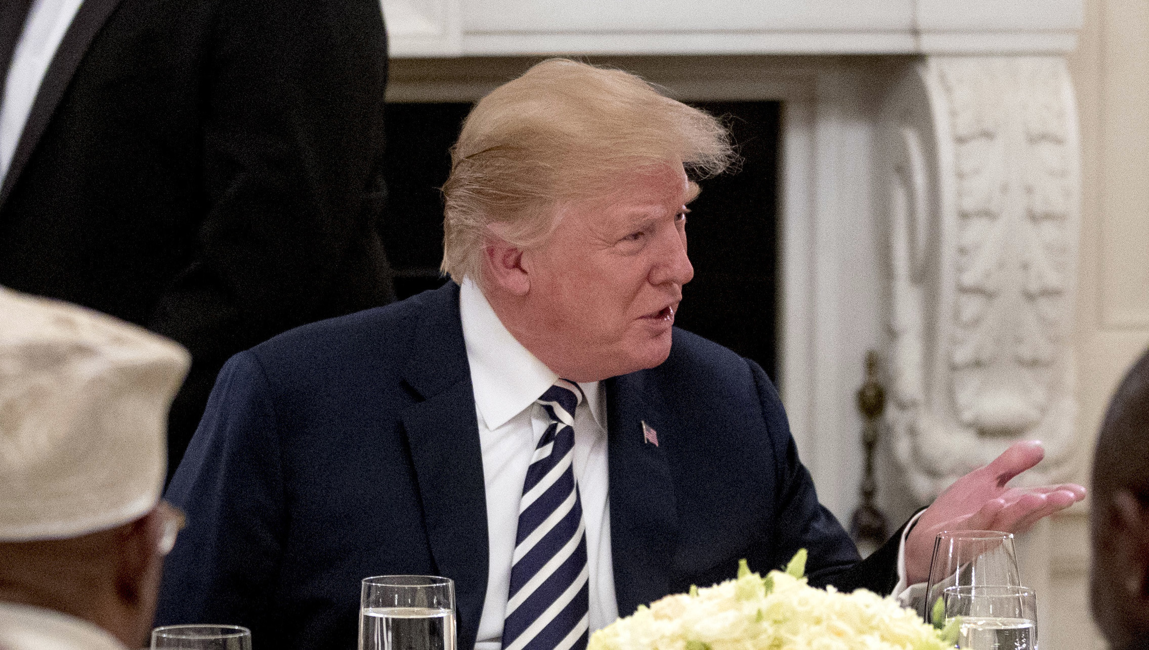 Trump White House hosts first iftar meal with Muslim groups