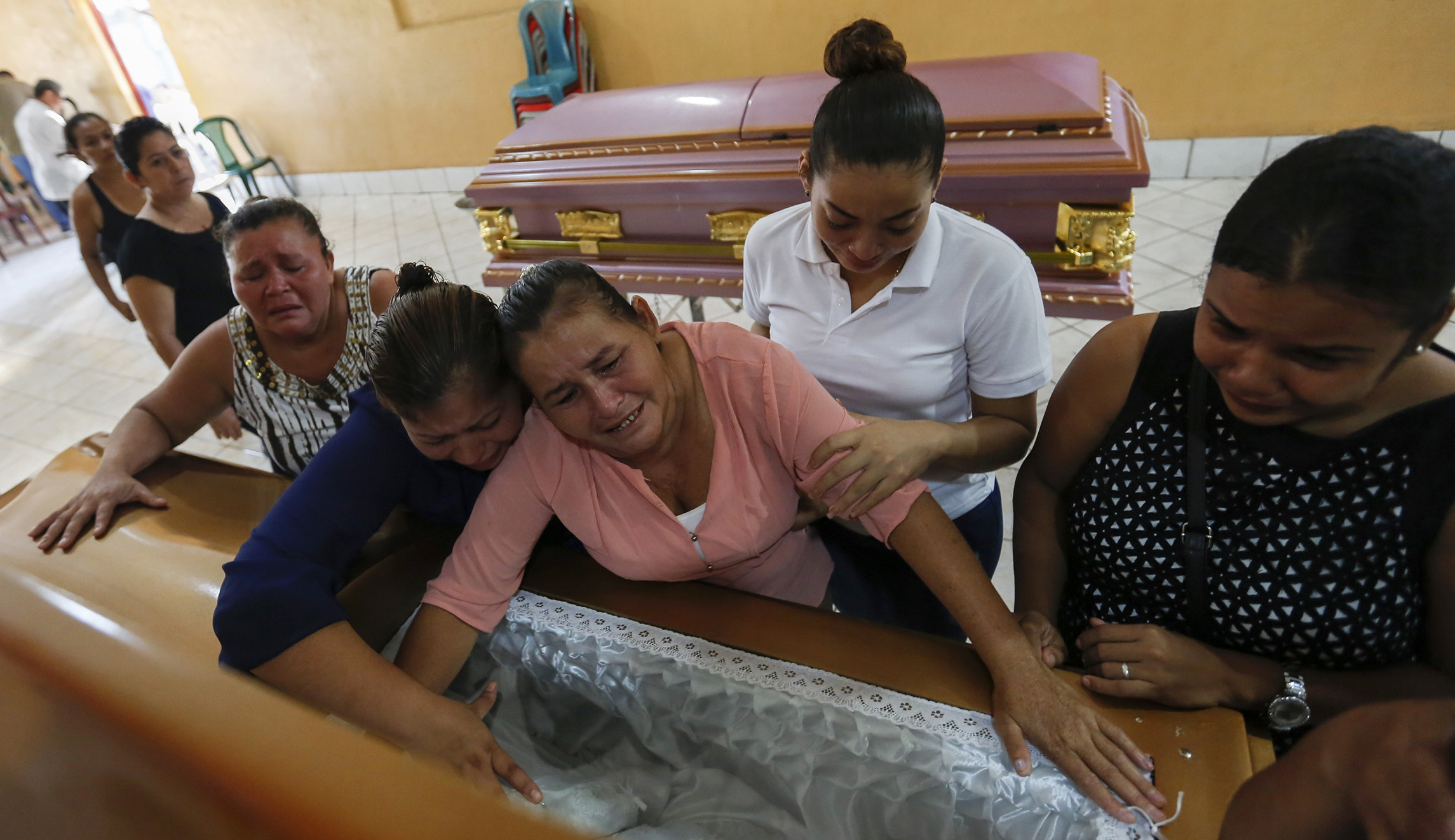 US sanctions Nicaraguan officials after family burned alive