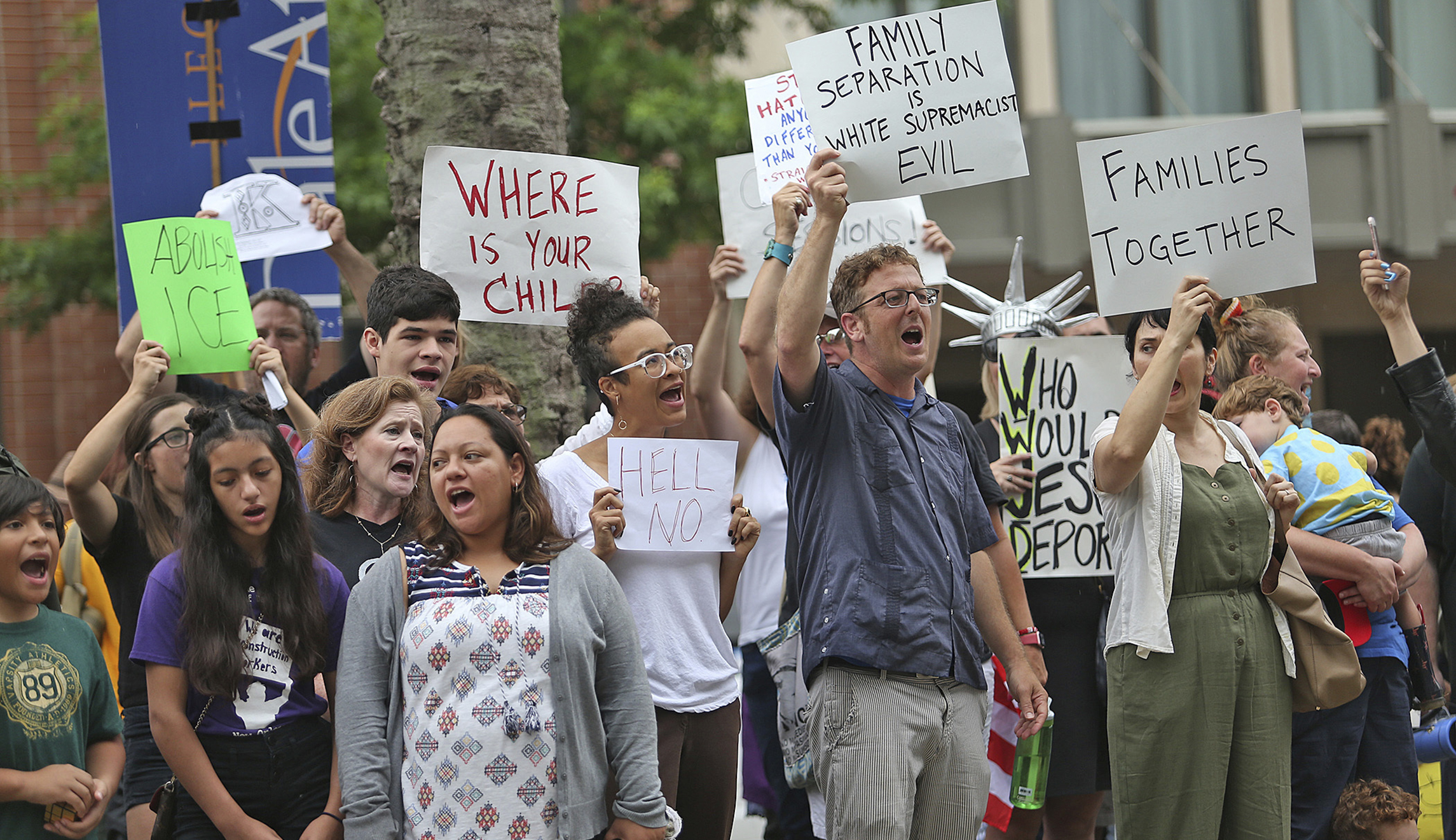 How immigration is putting Republican candidates in danger