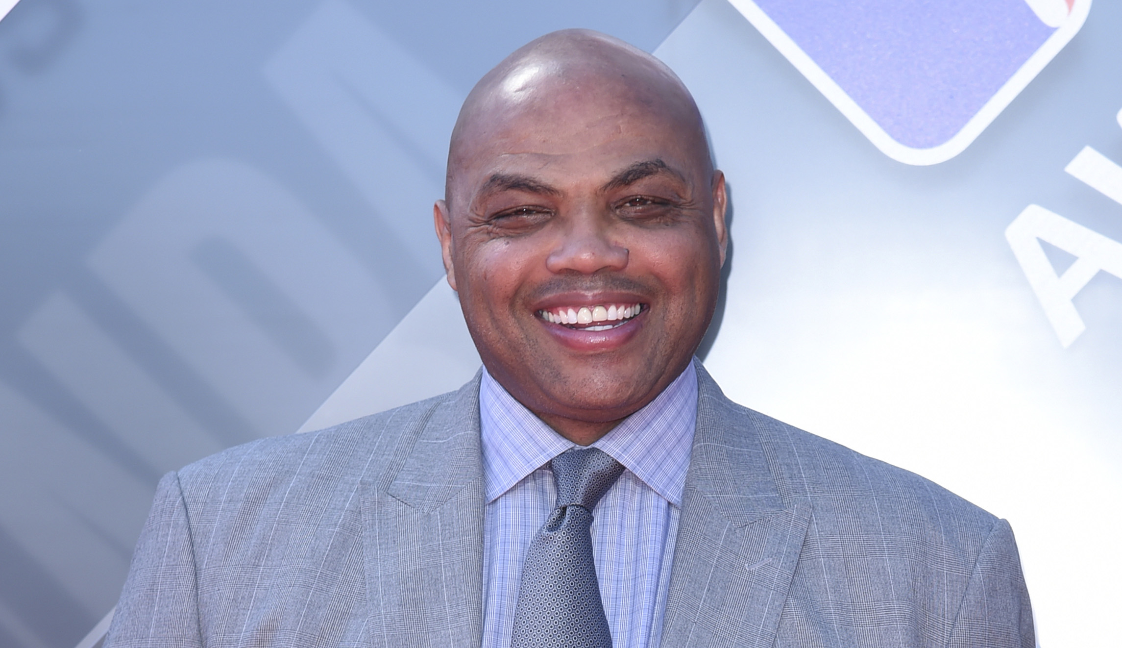 Charles Barkley defends police involved in Breonna Taylor shooting and rips ‘defund the police’ movement