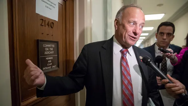 Steve King wishes Supreme Court Justices Kagan, Sotomayor ‘elope to Cuba’
