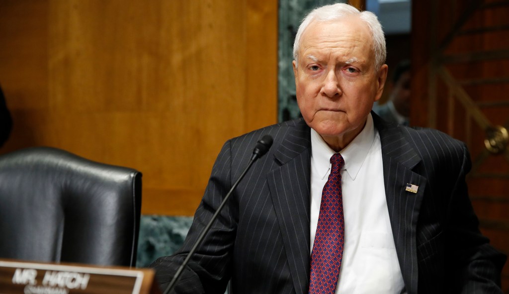 Top GOP senator asks FTC to reopen Google probe after Trump tweets