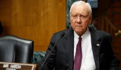 Top GOP senator asks FTC to reopen Google probe after Trump tweets