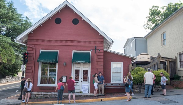 Restaurant that kicked out Sarah Sanders reopens to protests