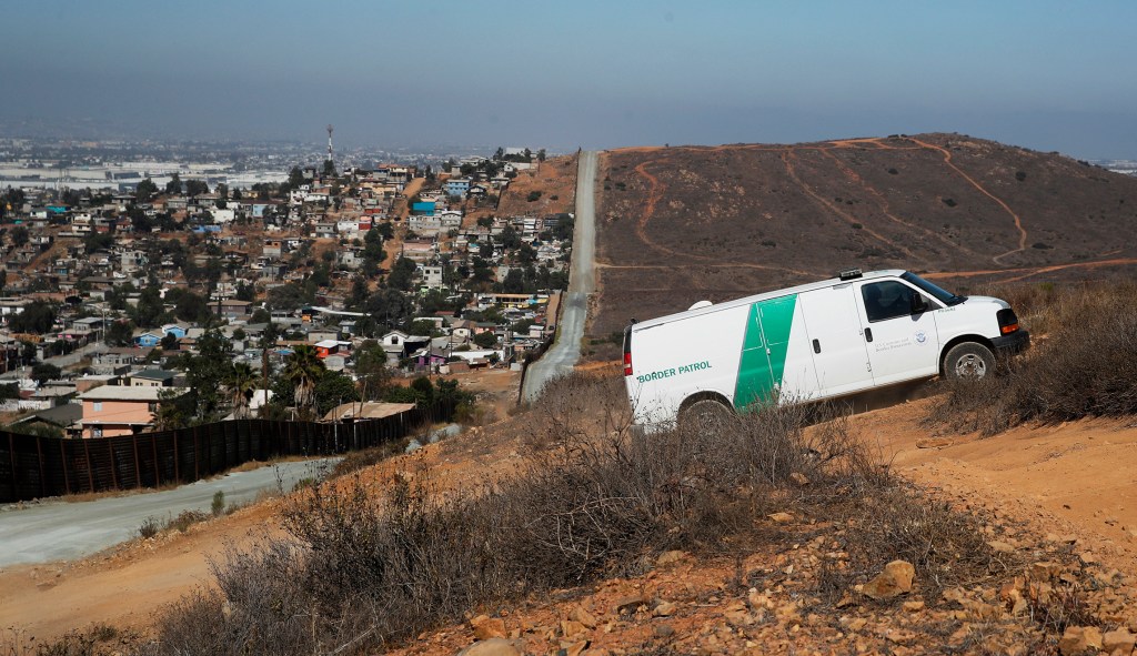Border agents arrest convicted murderer from Honduras who says he traveled with caravan