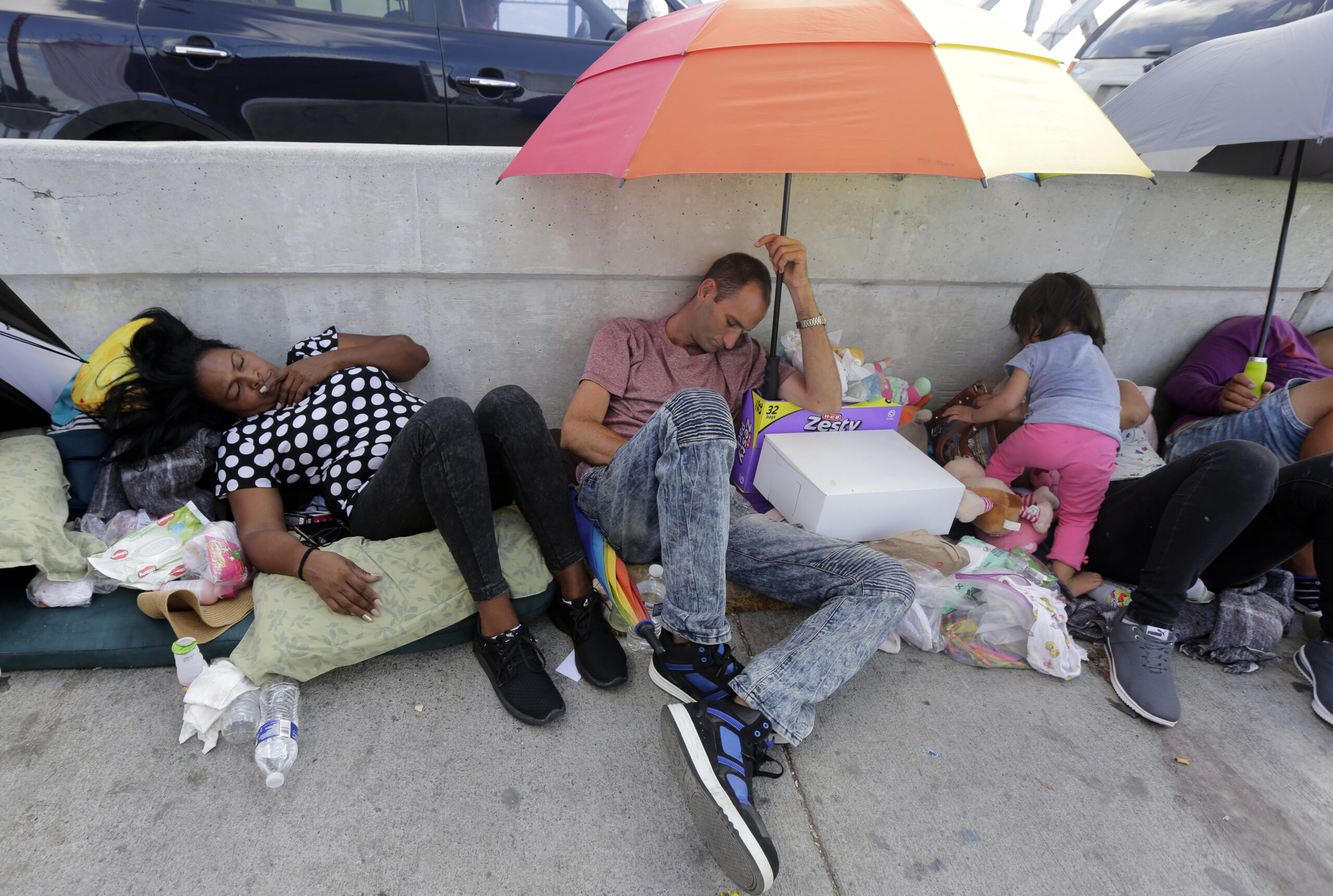 1,350% jump in deportation orders for sham asylum claims by illegal immigrants