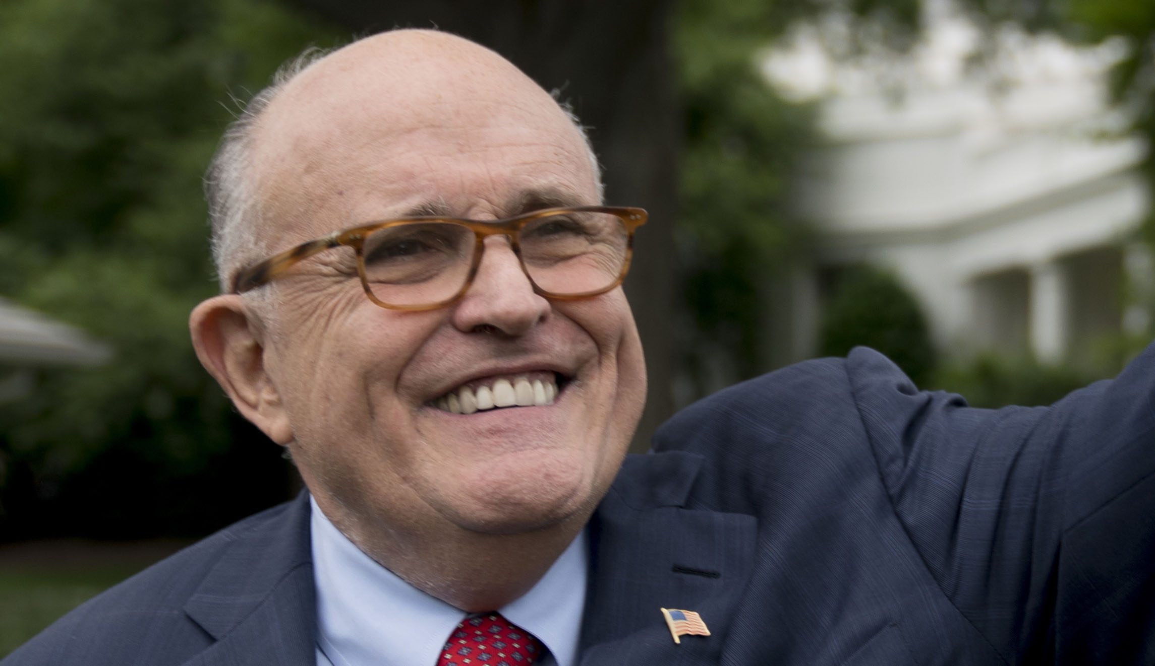 Giuliani hails ‘the president of United States, Donald J. Trump’ for saving relationship with his son after divorce