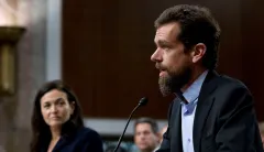 Facebook, Twitter execs defend non-censorship of WikiLeaks