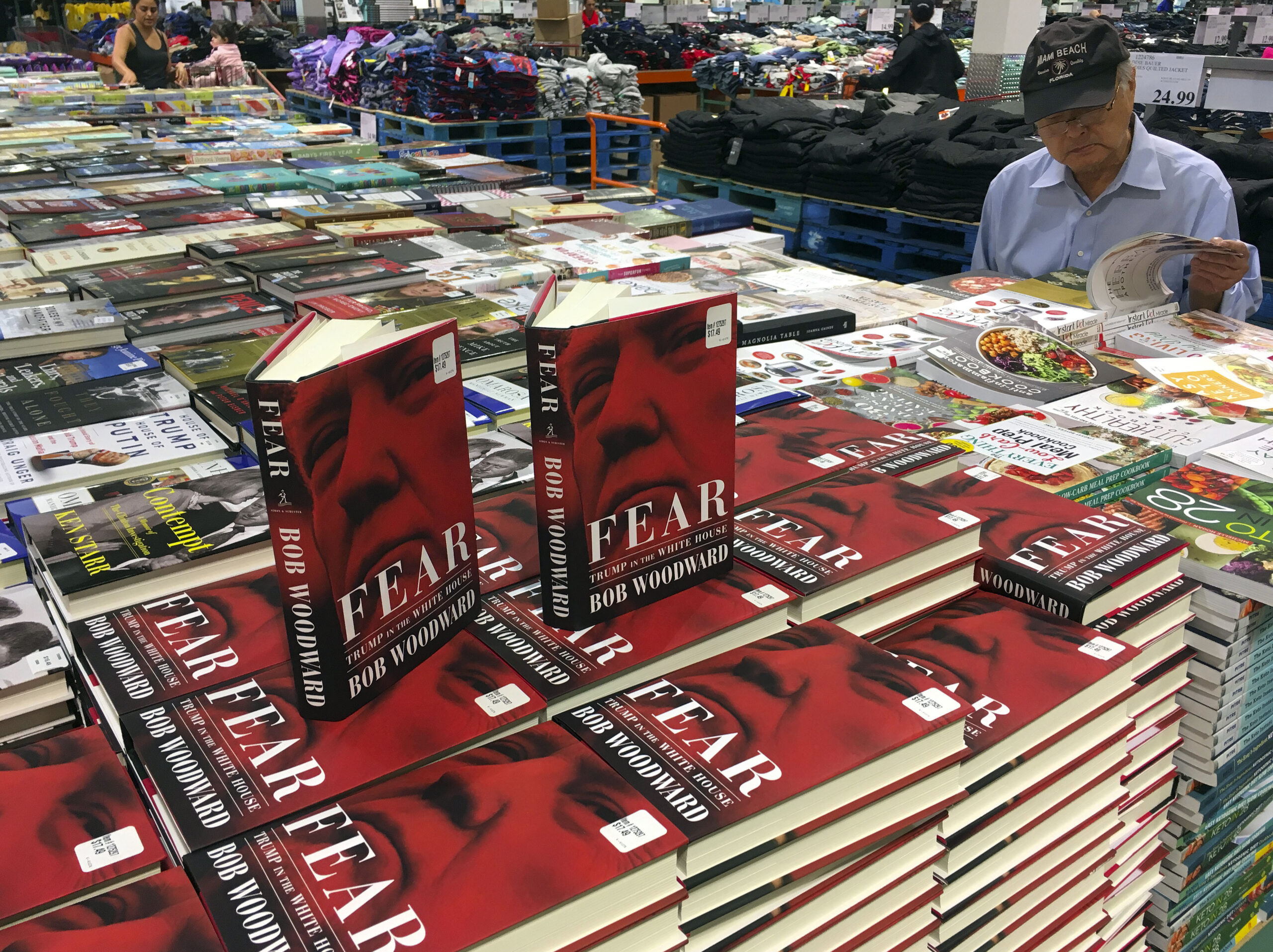 Political book sales double, 64% of states buy pro-Trump works