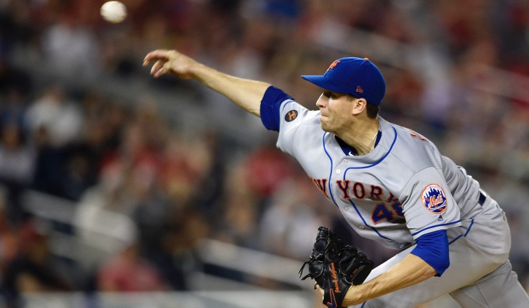 New York Mets starting pitcher Jacob deGrom  delivers a pitch during the seventh inning of a baseball game against the Washington Nationals, Friday, Sept. 21, 2018, in Washington. The Mets won 4-2. (AP Photo/Nick Wass)