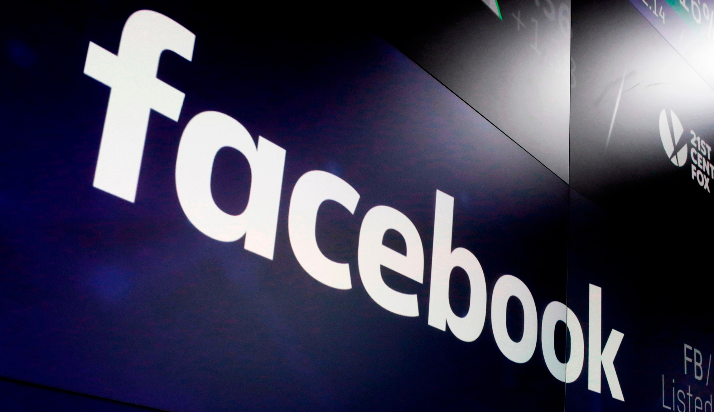 Facebook’s photo-exposing bug may heighten congressional scrutiny