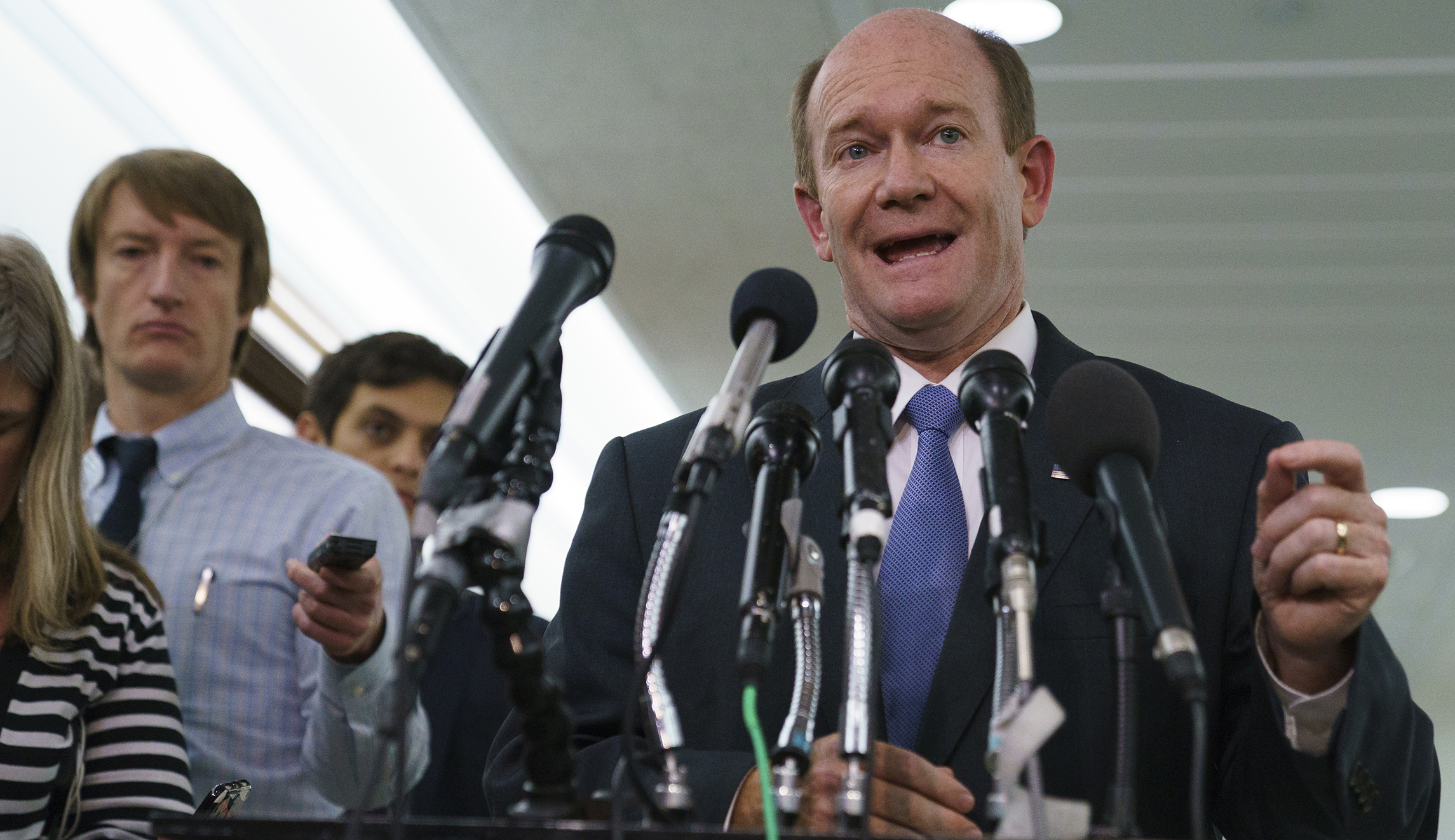 Chris Coons downplays Democratic hints that background checks had unflattering info on Kavanaugh
