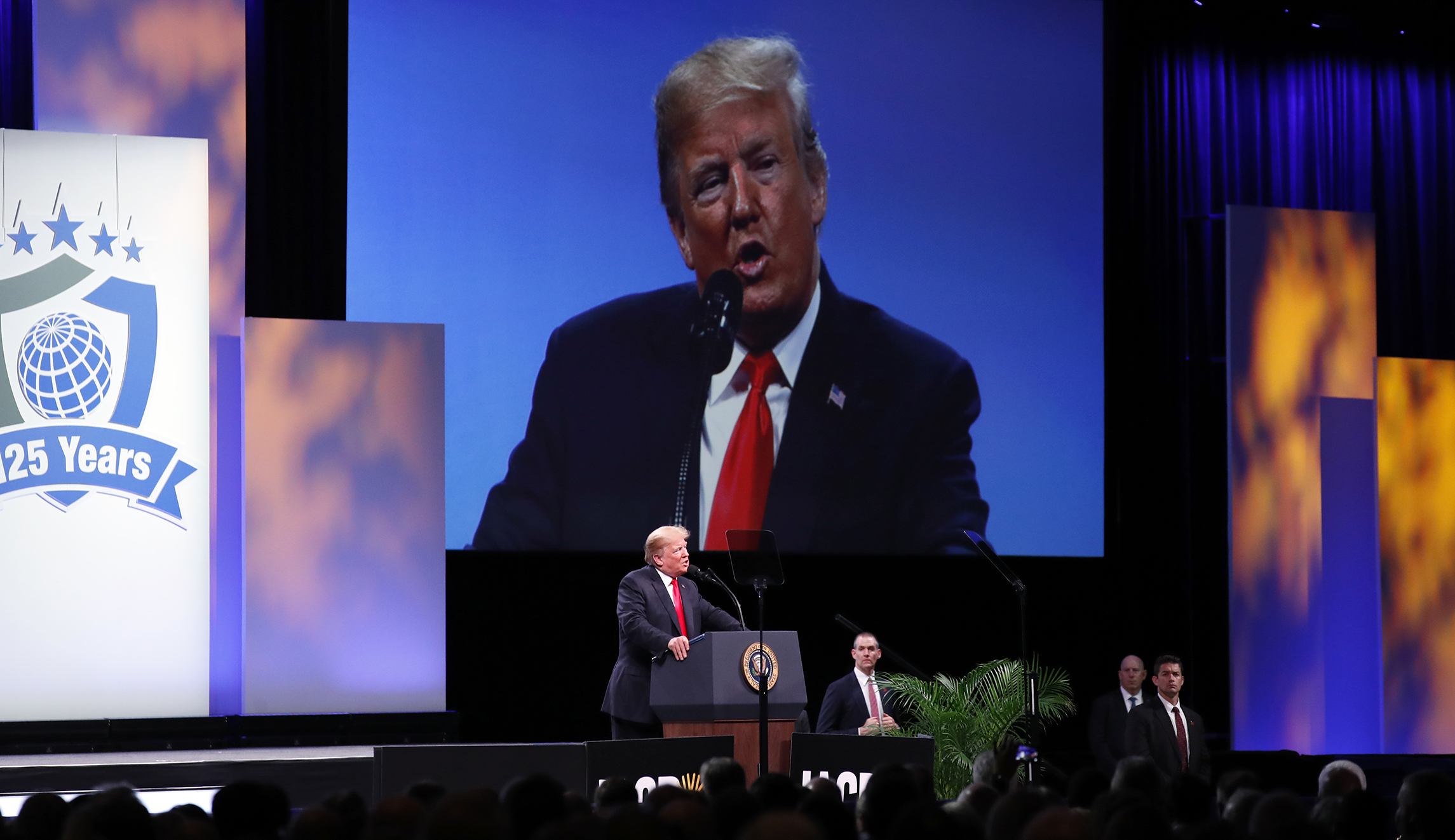 Trump urges Chicago police to ‘stop and frisk’ residents to reduce murder