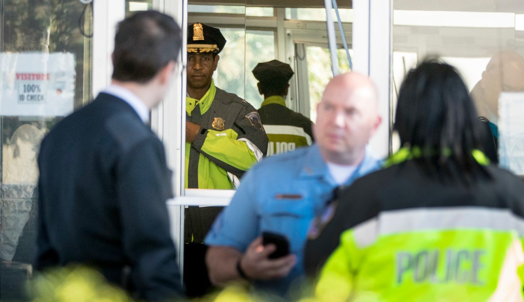 Man shot by security guard after breaking through glass doors at Fox 5 DC studio