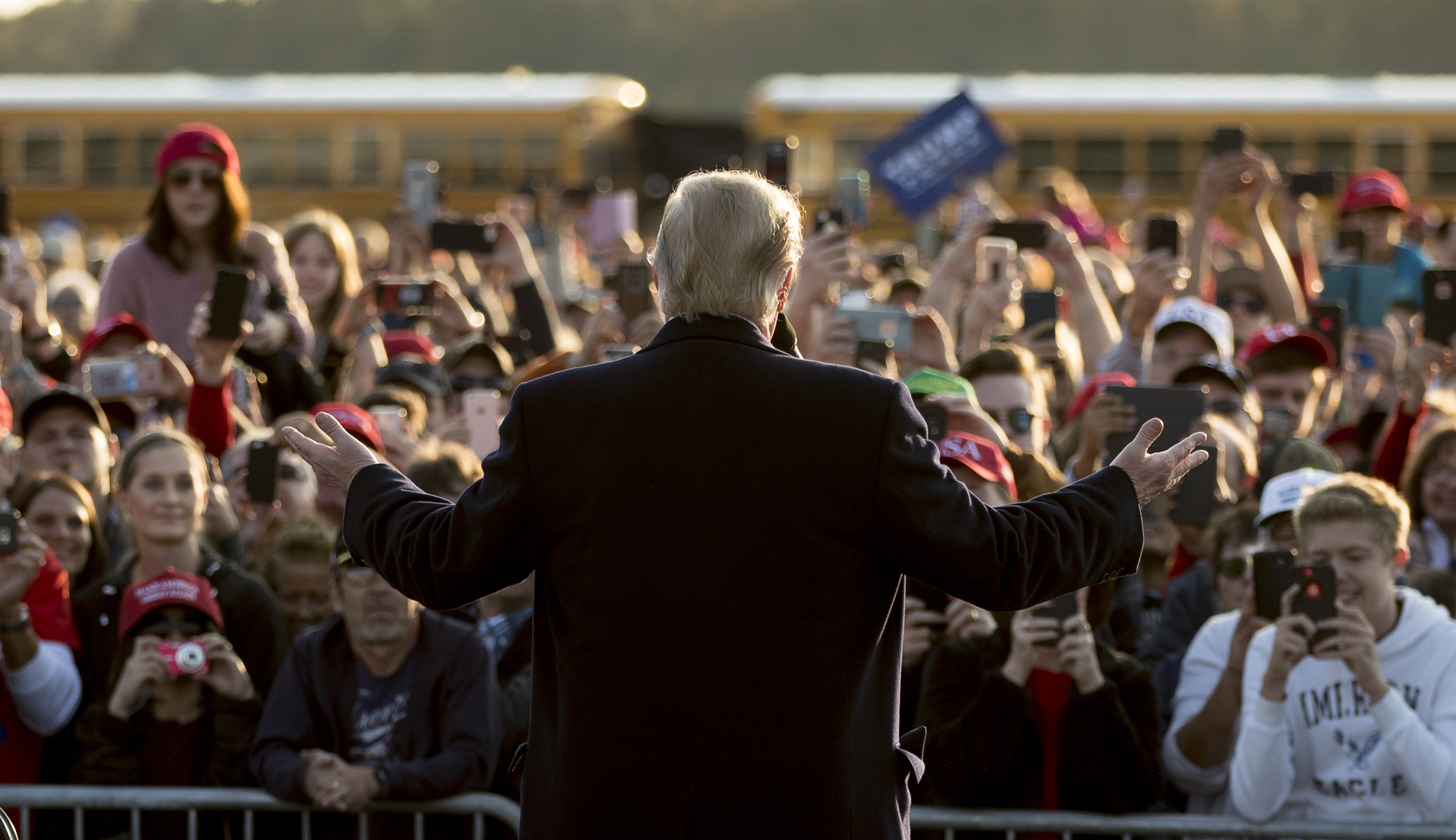 Trump sticks to ‘the caravan, the Kavanaughs’ in first rally after synagogue massacre